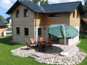 Dat Steinhus, Ferienhaus in Fuhlendorf mit Sonniger Terrasse in Fuhlendorf